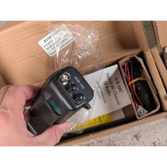 Pair Maxon HCB-10C 40 Channel CB Transceiver Radio Handheld - Picture 5 of 12